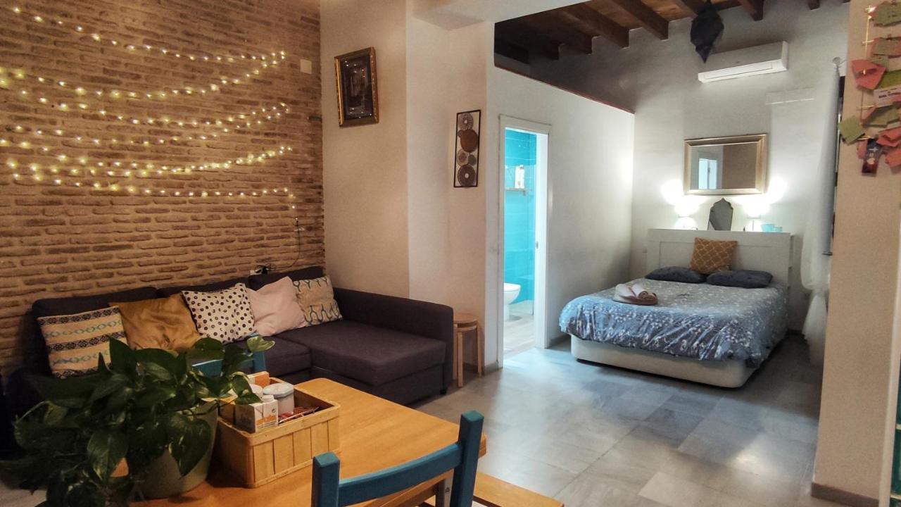 Triana Boho Chic Wifi Apartment Seville Exterior photo